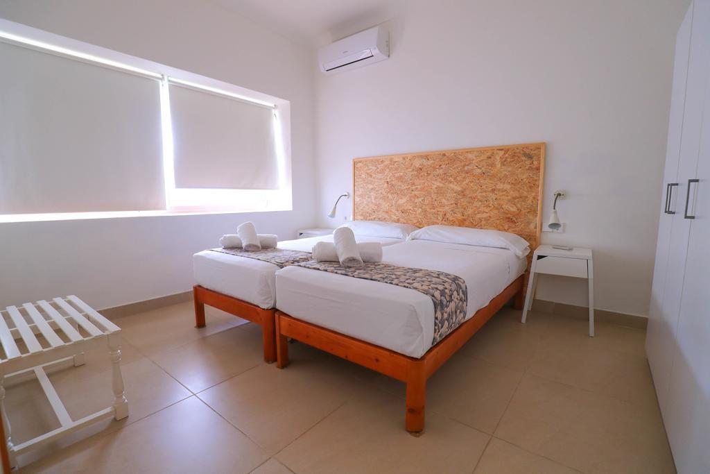 Sant Antoni de Portmany Es Mitjorn Hotel מראה חיצוני תמונה