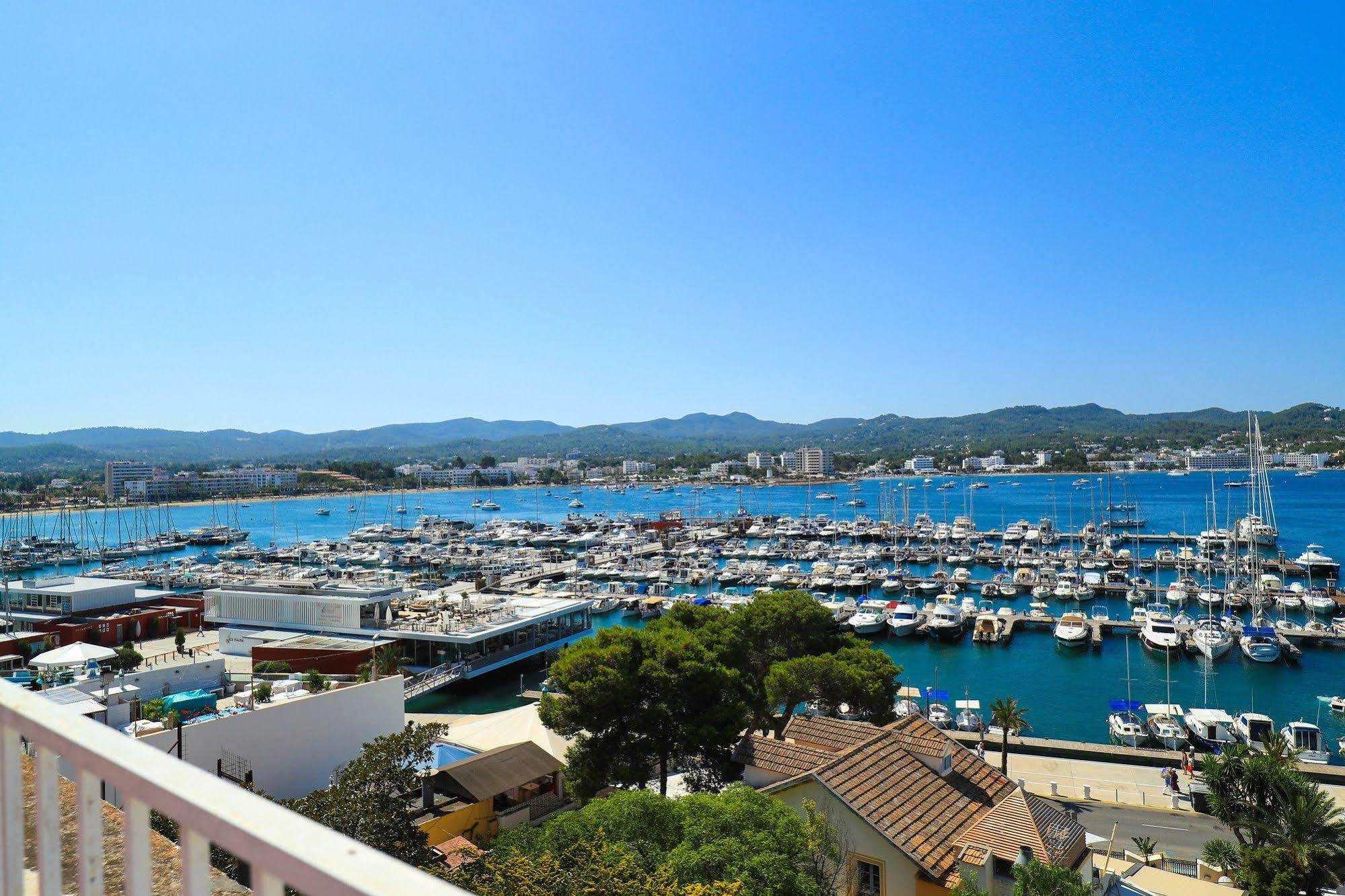 Sant Antoni de Portmany Es Mitjorn Hotel מראה חיצוני תמונה