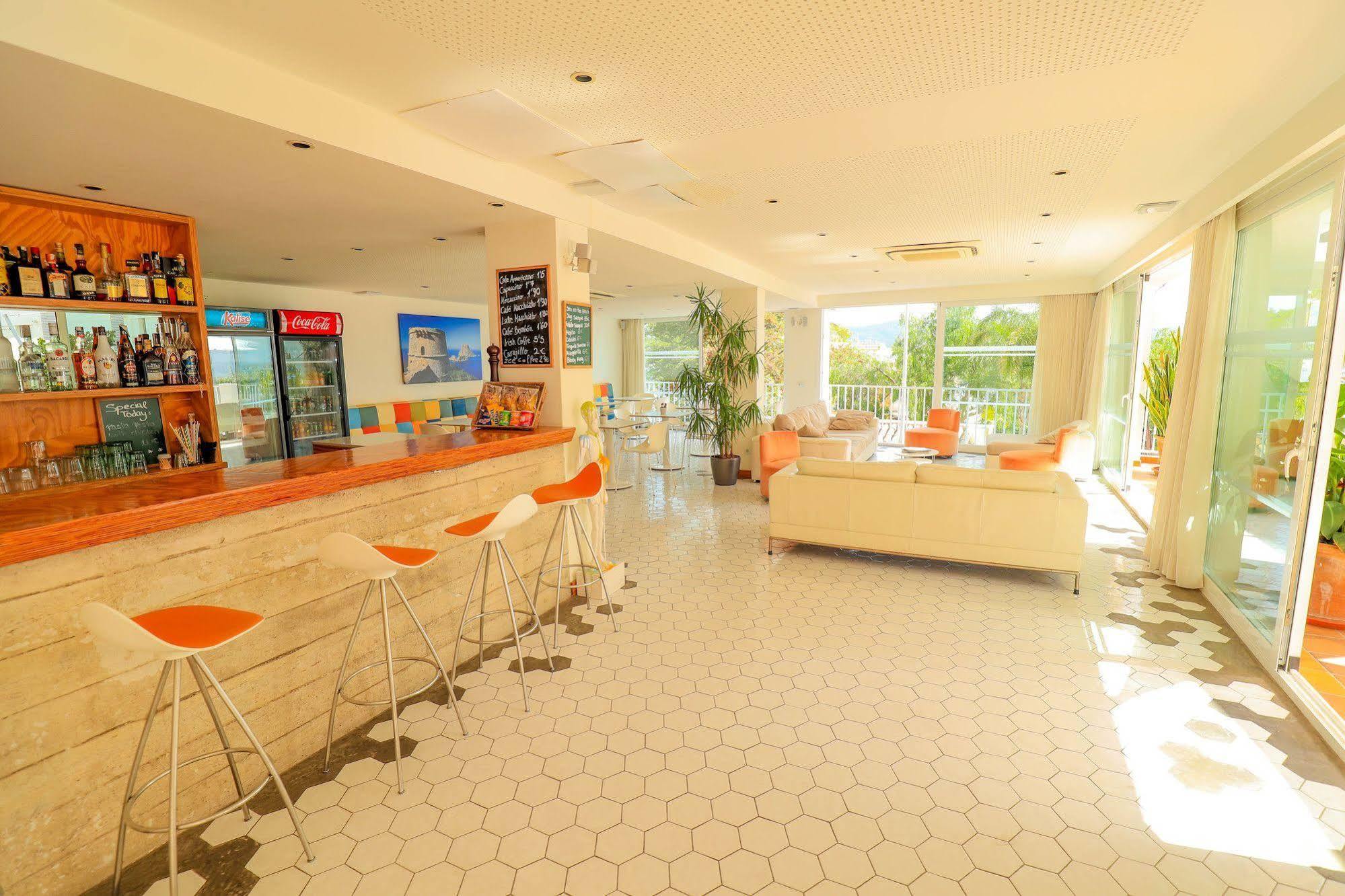 Sant Antoni de Portmany Es Mitjorn Hotel מראה חיצוני תמונה